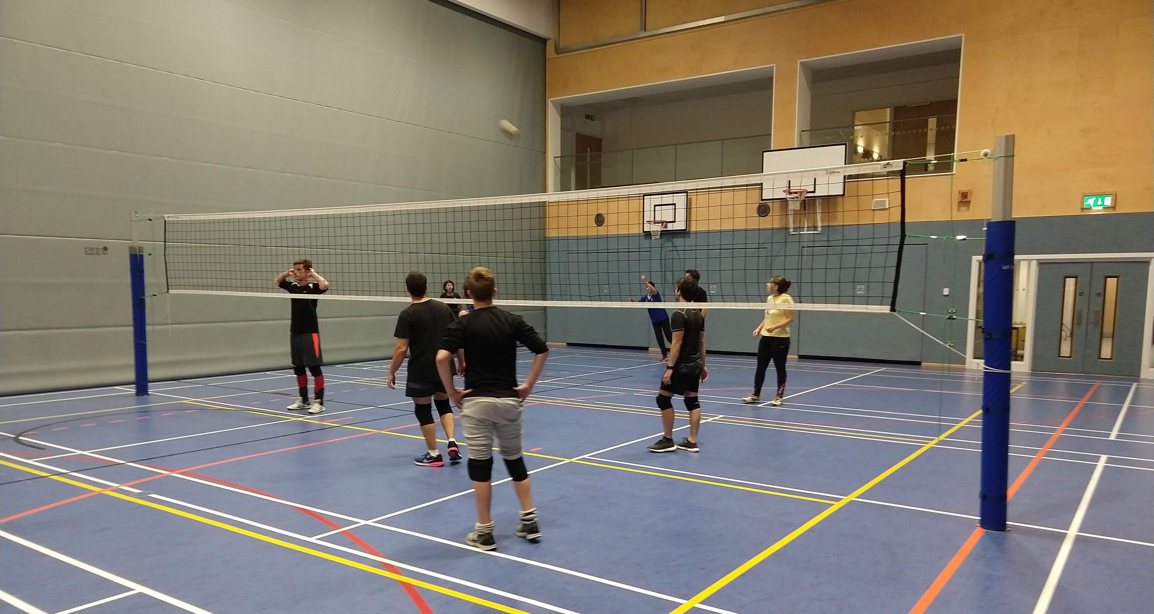 Indoor Mixed Training